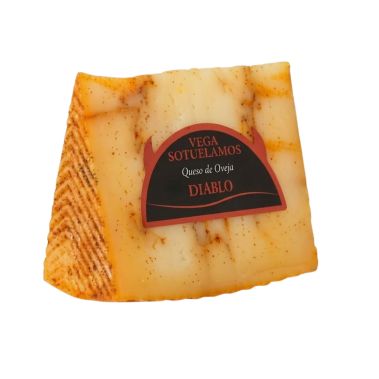 Siers Diablo, izturēts asā piparu mērcē, no aitas piena, t.s.s. 55%, 16*200g, Vega Sotuelamos