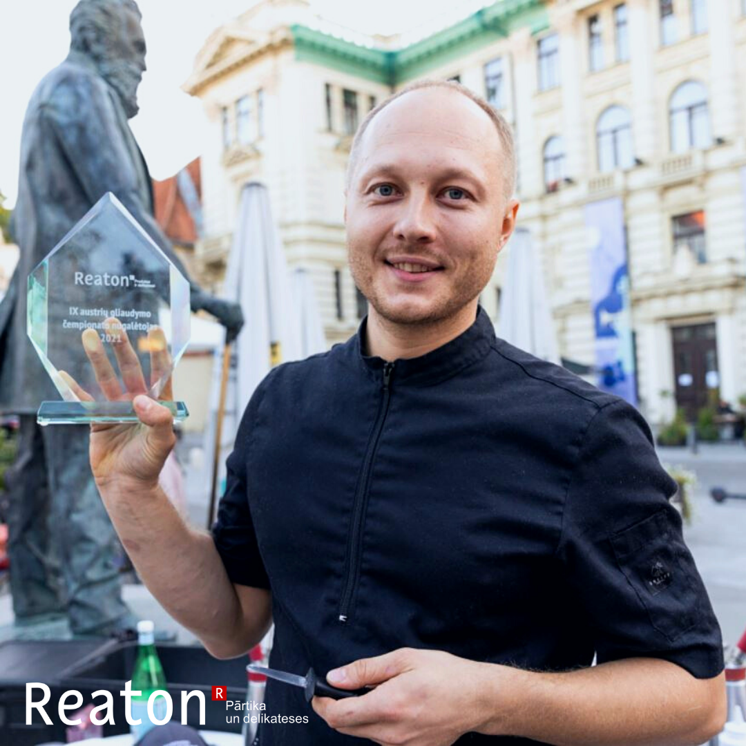 Reaton ir gandarīts atbalstīt Viļņā notiekošo austeru atvēršanas čempionātu.